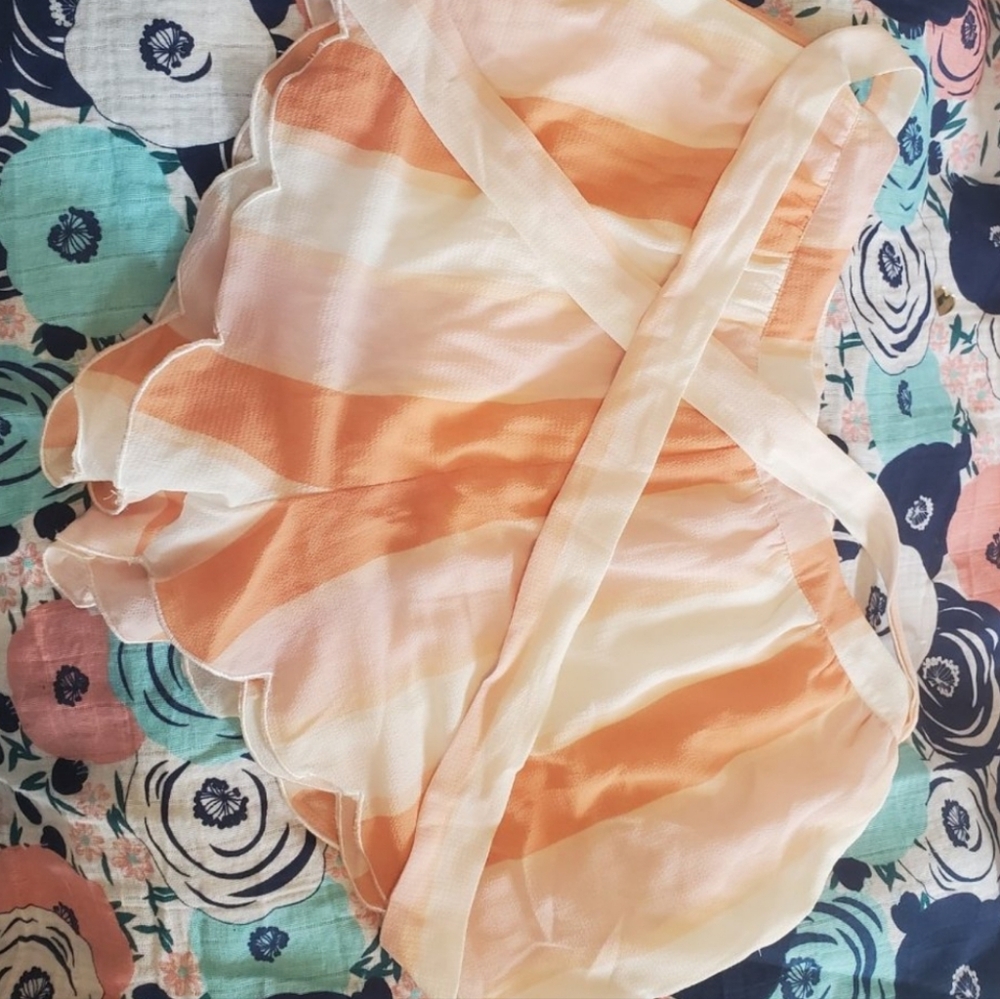 Style Rack Women's Peach and White Striped Shorts - Picture 3 of 3